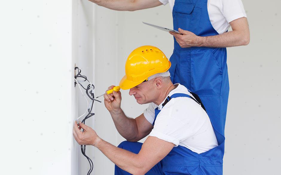 artisans électricien Saint-Arnoult-en-Yvelines